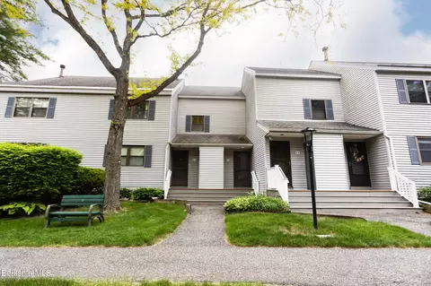5 Rolling Hl #4, Lenox, MA 01240