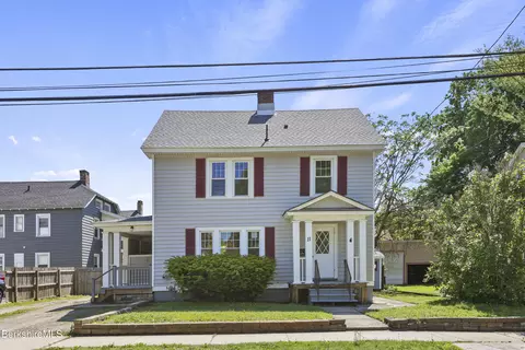 11 Merriam St, Pittsfield, MA 01201