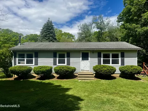 180 Orlando Ave, Pittsfield, MA 01201