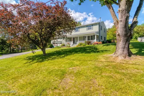 10 Park Dr, Lanesborough, MA 01237