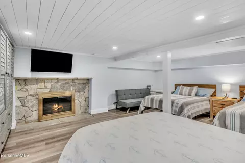 Bedroom - 347 Pine Rd, Otis, MA 01253 photo 7 of 7