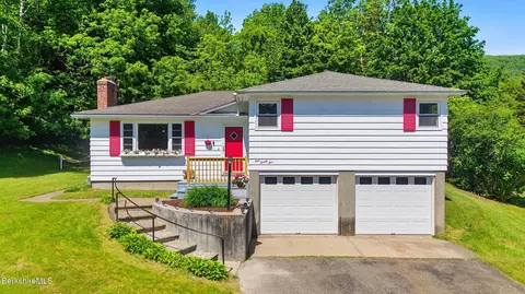 125 Friend St, Adams, MA 01220
