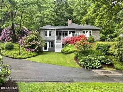101 Harris St, North Adams, MA 01247