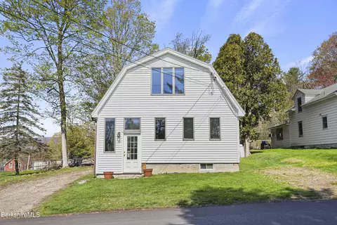 30 Imperial St, Lanesborough, MA 01237