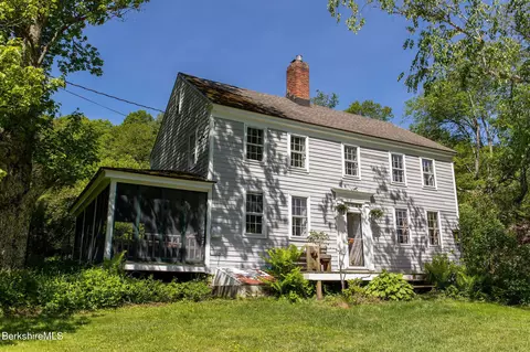 95 Town Hill Rd, Middlefield, MA 01243