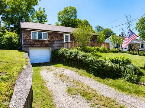 116 Bromback St, Pittsfield, MA 01201