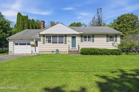 39 Meleca Ave, Pittsfield, MA 01201