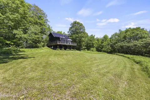 109 Stebbins Rd, Otis, MA 01253