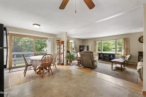 Dining - 1340 North St, Windsor, MA 01270 photo 1 of 4