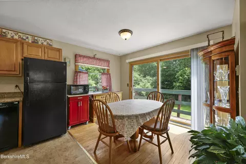 Dining - 1340 North St, Windsor, MA 01270 photo 4 of 4