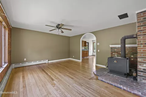 Living - 1130 Main Dalton Rd, Windsor, MA 01270 photo 4 of 10
