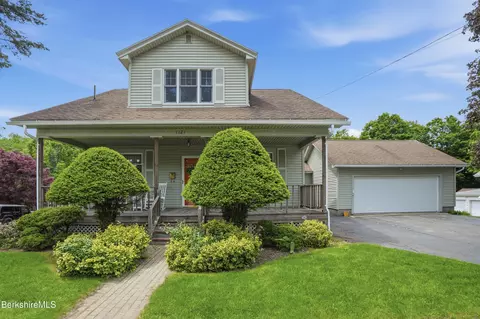 1121 North St, Pittsfield, MA 01201
