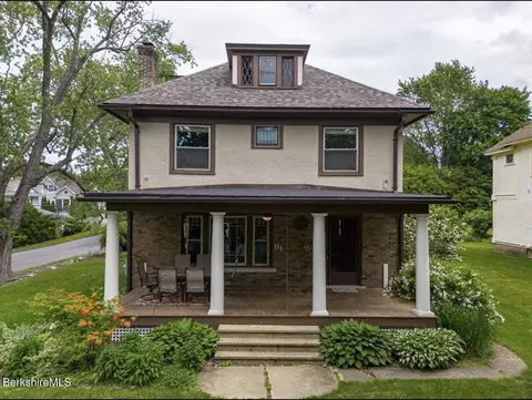 81 Northumberland Rd, Pittsfield, MA 01201