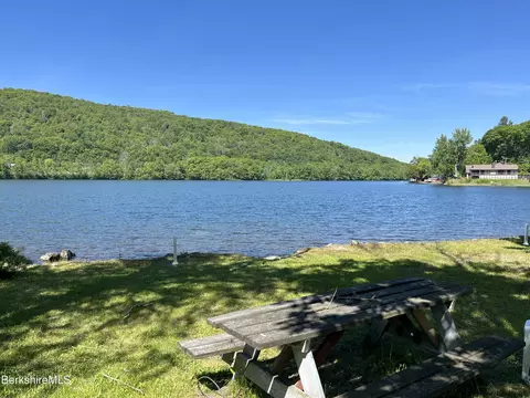 3664 Jacobs Ladder Rd, Becket, MA 01223
