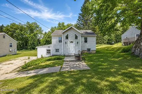 53 Off South St, Hinsdale, MA 01235