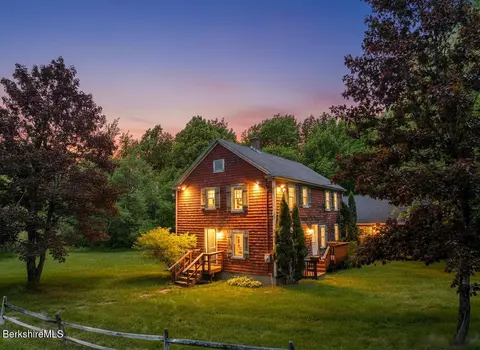750 Stebbins Rd, Otis, MA 01253
