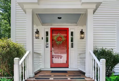 Exterior - 224 Boardman St, Sheffield, MA 01257 photo 2 of 15