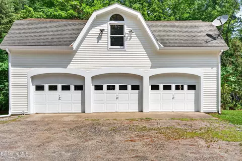 Exterior - 224 Boardman St, Sheffield, MA 01257 photo 12 of 15
