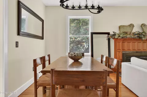 Dining - 224 Boardman St, Sheffield, MA 01257 photo 1 of 2