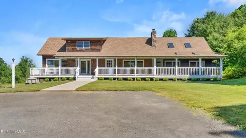 134 Hurlburt Rd, Great Barrington, MA 01230
