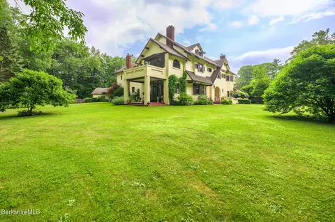 1 And 5 Park Ave, Dalton, MA 01226