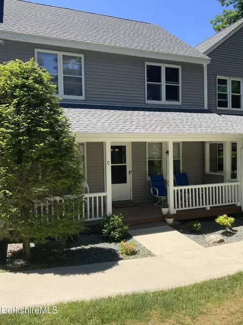 880 East #10 C, Lee, MA 01238