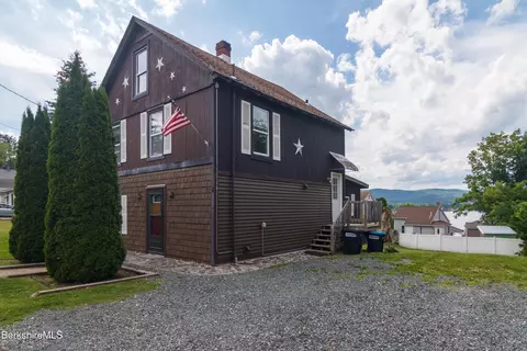 73 Westchester Ave, Pittsfield, MA 01201