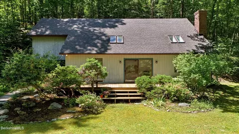 236 Hillsdale Rd, Egremont, MA 01230