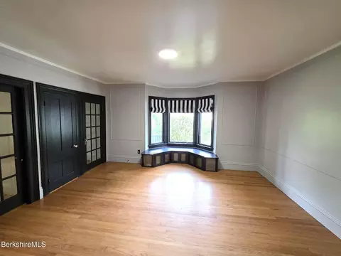 22 Maple St, Adams, MA 01220 photo 9
