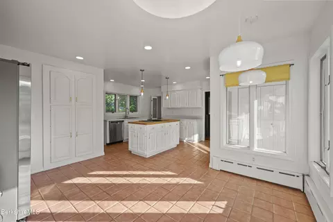 22 Maple St, Adams, MA 01220 photo 19