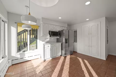 22 Maple St, Adams, MA 01220 photo 18