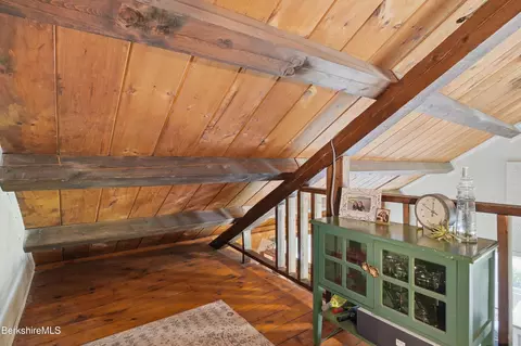 Entry Way - 4 David Dr, Peru, MA 01235 photo 2 of 2