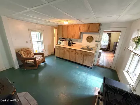 Kitchen - 161 Main St, Hancock, MA 01237 photo 2 of 2