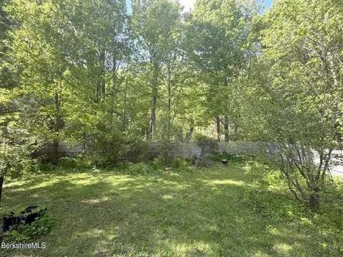 Exterior - 161 Main St, Hancock, MA 01237 photo 5 of 8