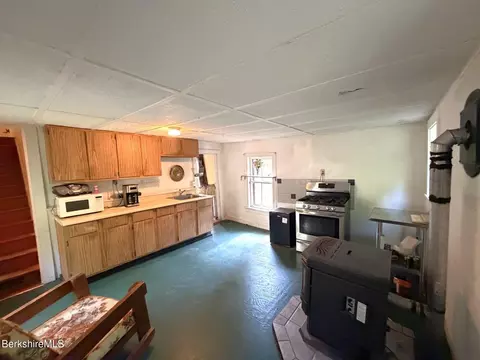Kitchen - 161 Main St, Hancock, MA 01237 photo 1 of 2