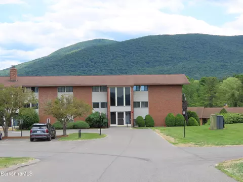 189 Stratton Rd #C-4, Williamstown, MA 01267