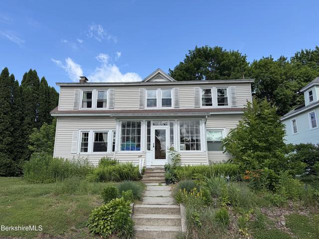 40 Edward Ave, Pittsfield, MA 01201