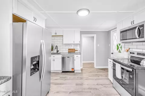 1 Richmond Ln, Adams, MA 01220