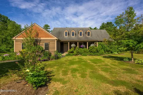5 Stoneledge Rd, Lenox, MA 01240 photo 3