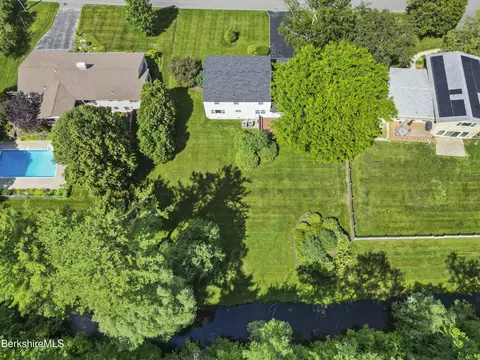 View/Area - 48 Brookside Dr, Pittsfield, MA 01201 photo 1 of 3