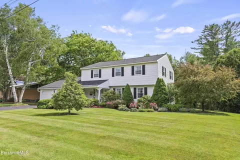 Exterior - 48 Brookside Dr, Pittsfield, MA 01201 photo 4 of 15
