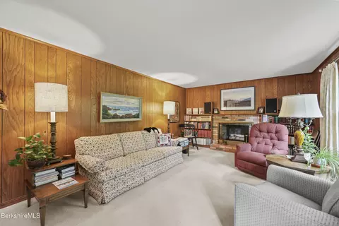 Living - 48 Brookside Dr, Pittsfield, MA 01201 photo 8 of 10