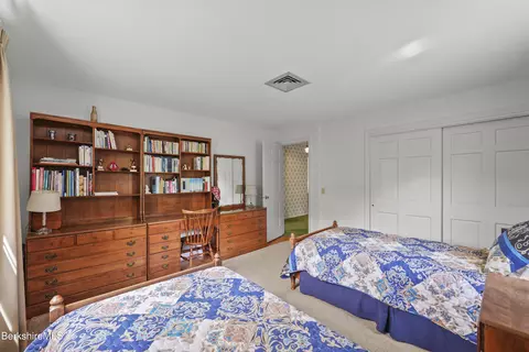 Bedroom - 48 Brookside Dr, Pittsfield, MA 01201 photo 5 of 9