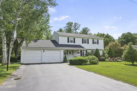 Exterior - 48 Brookside Dr, Pittsfield, MA 01201 photo 3 of 15