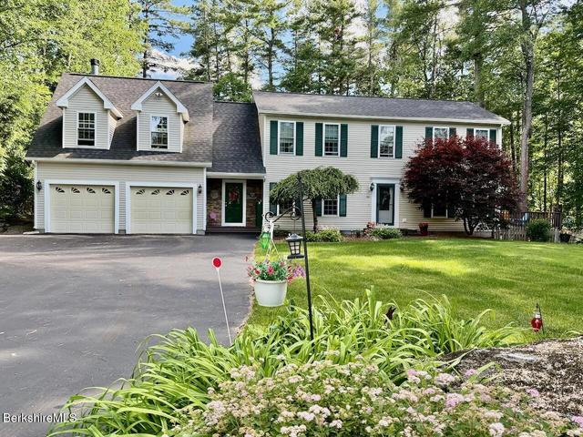 166 Dugway Rd, Lenox, MA 01240
