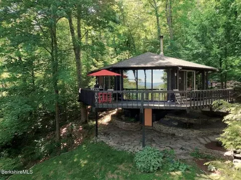 210 Mount Washington Rd, Egremont, MA 01230