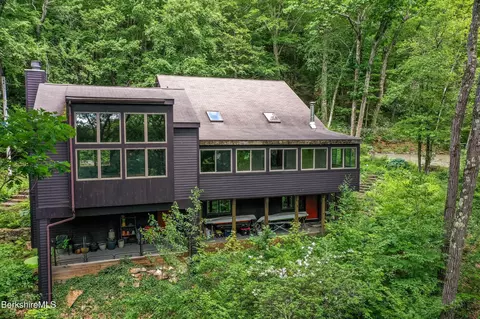 120 Hupi Rd, Monterey, MA 01245