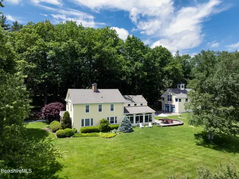 294 Bulkley St, Williamstown, MA 01267