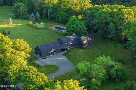 74 Seekonk Cross Rd, Great Barrington, MA 01230