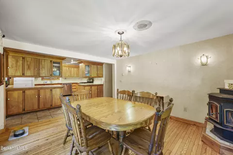 Dining - 15 Silver St, Lee, MA 01238 photo 3 of 3
